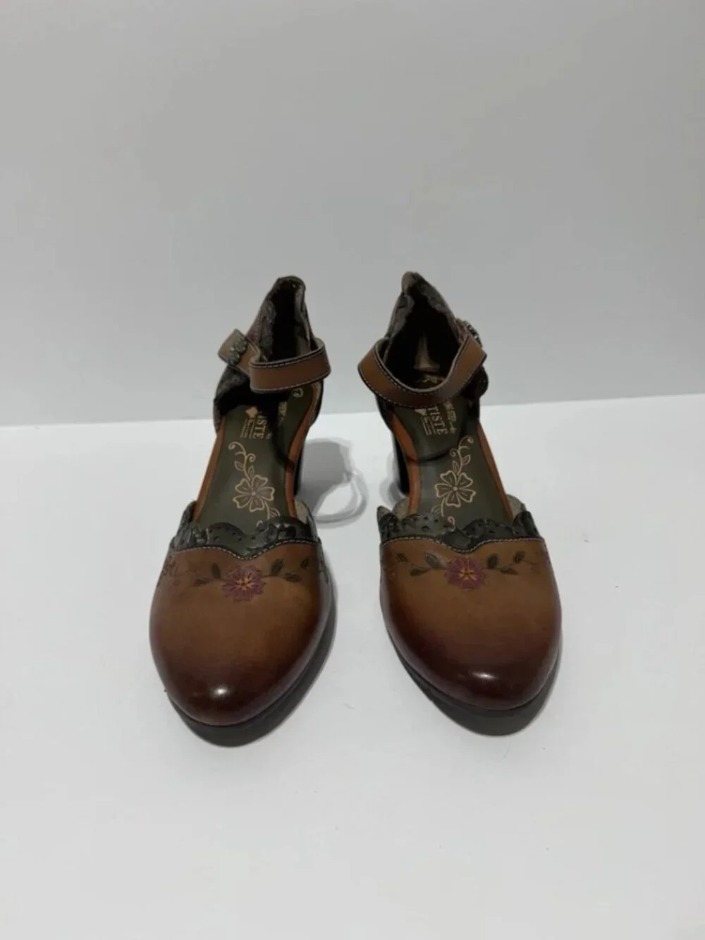 L’Artiste By Spring Step Womens Aurelia Mary Jane Heels Size EU39 M US8.5
